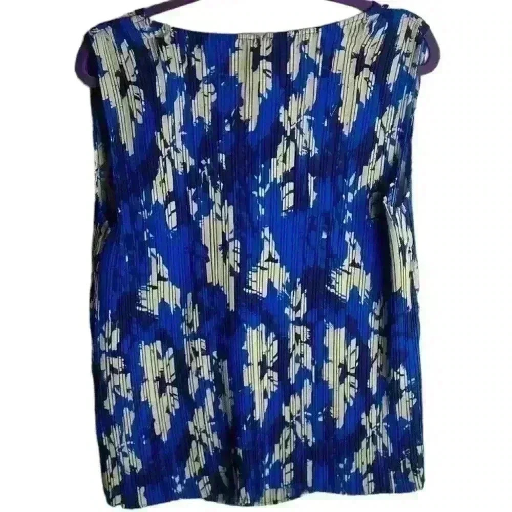 Joie Plus Size 1X Tank Top Floral Print Pleated Blue And Cream Boat Neck Texture - Picture 2 of 6